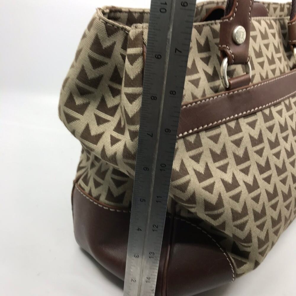 Michael Kors Large Jacquard Fabric Tote Bag - Picture 2 of 8